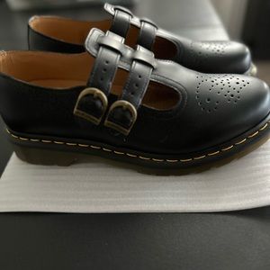 8065 SMOOTH LEATHER MARY JANE SHOES